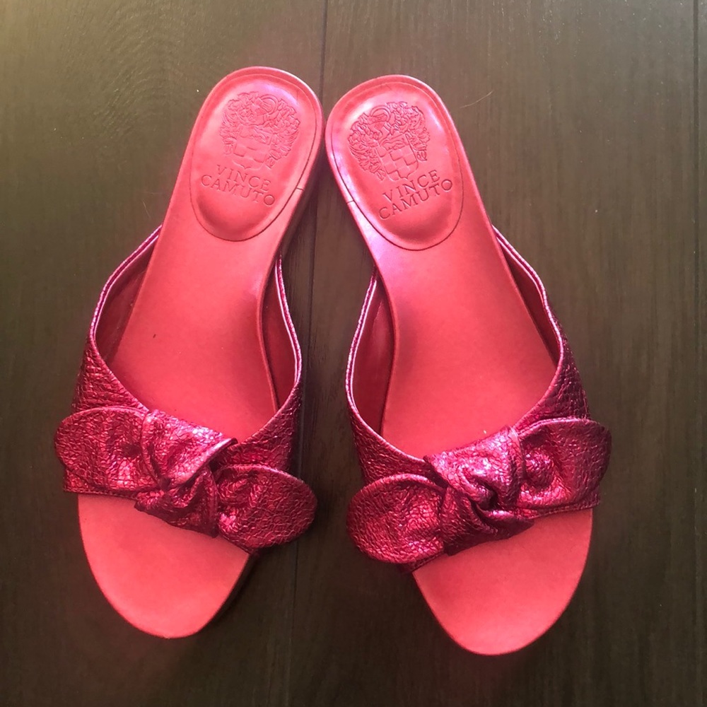 Vince Camino Metallic Fuschia Sandals